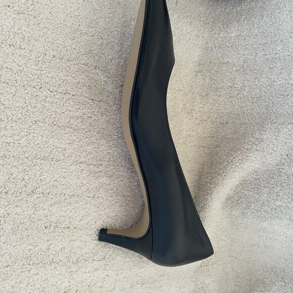 Talbots Leather Heels - Size 7.5 - New - No Box - Picture 2 of 6